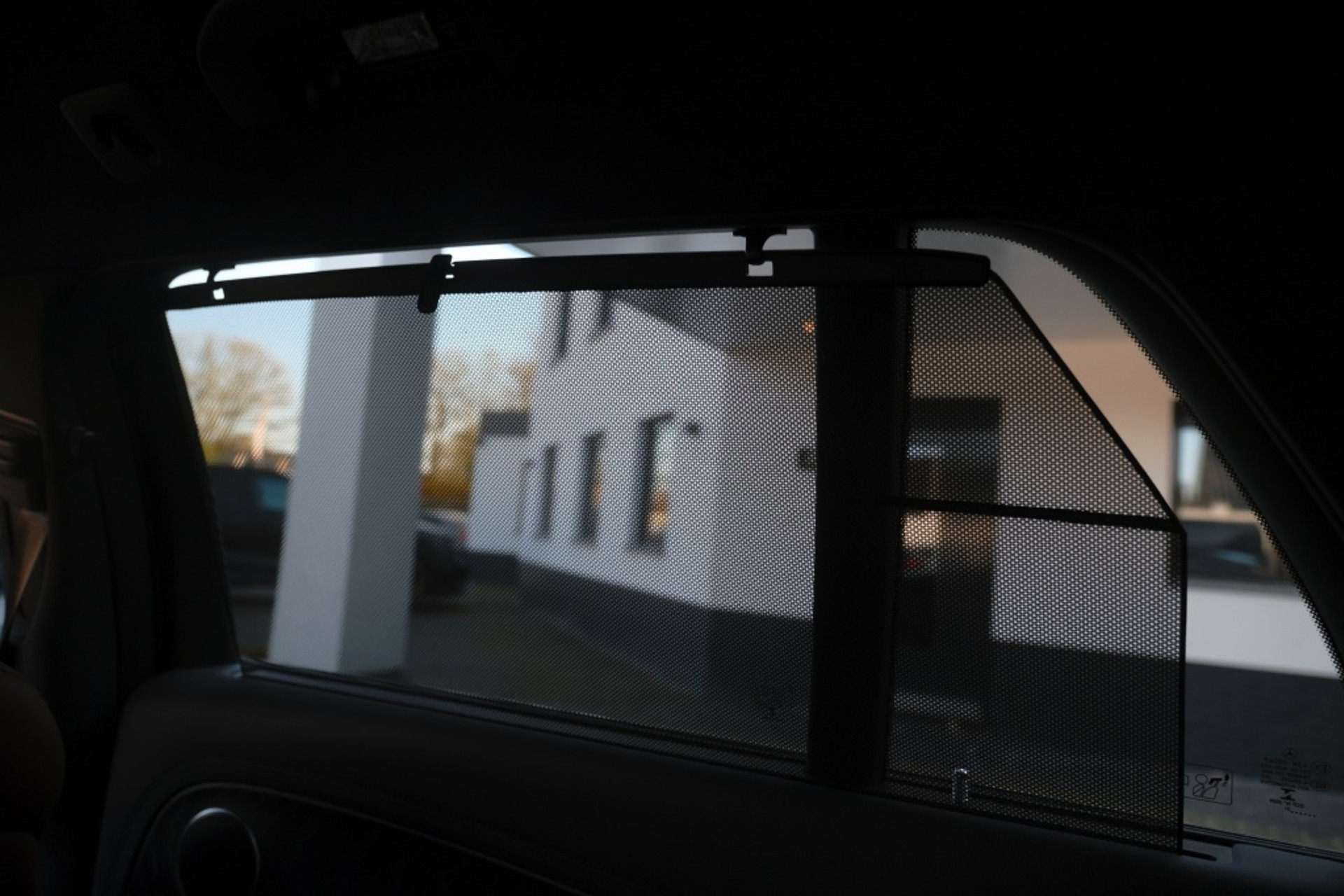 43693171-34.jpg